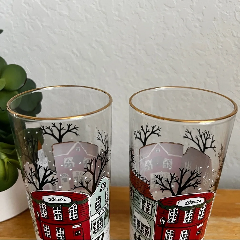 Vintage Libbey Glasses Winter Village Holiday Christmas Scene Gold Rim Set of 2